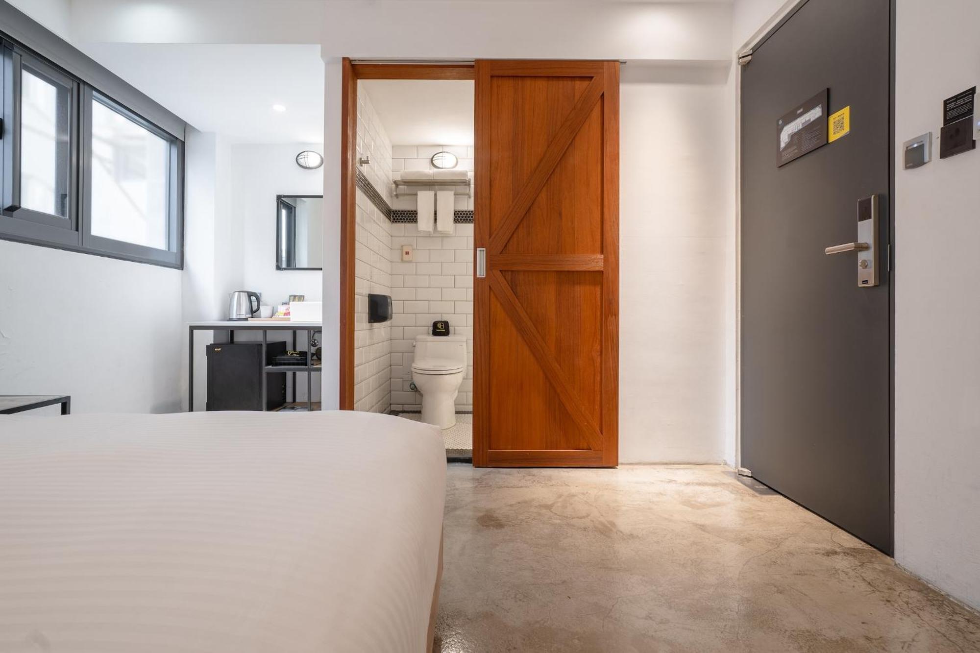 Chase Hotel Tajcshung Kültér fotó