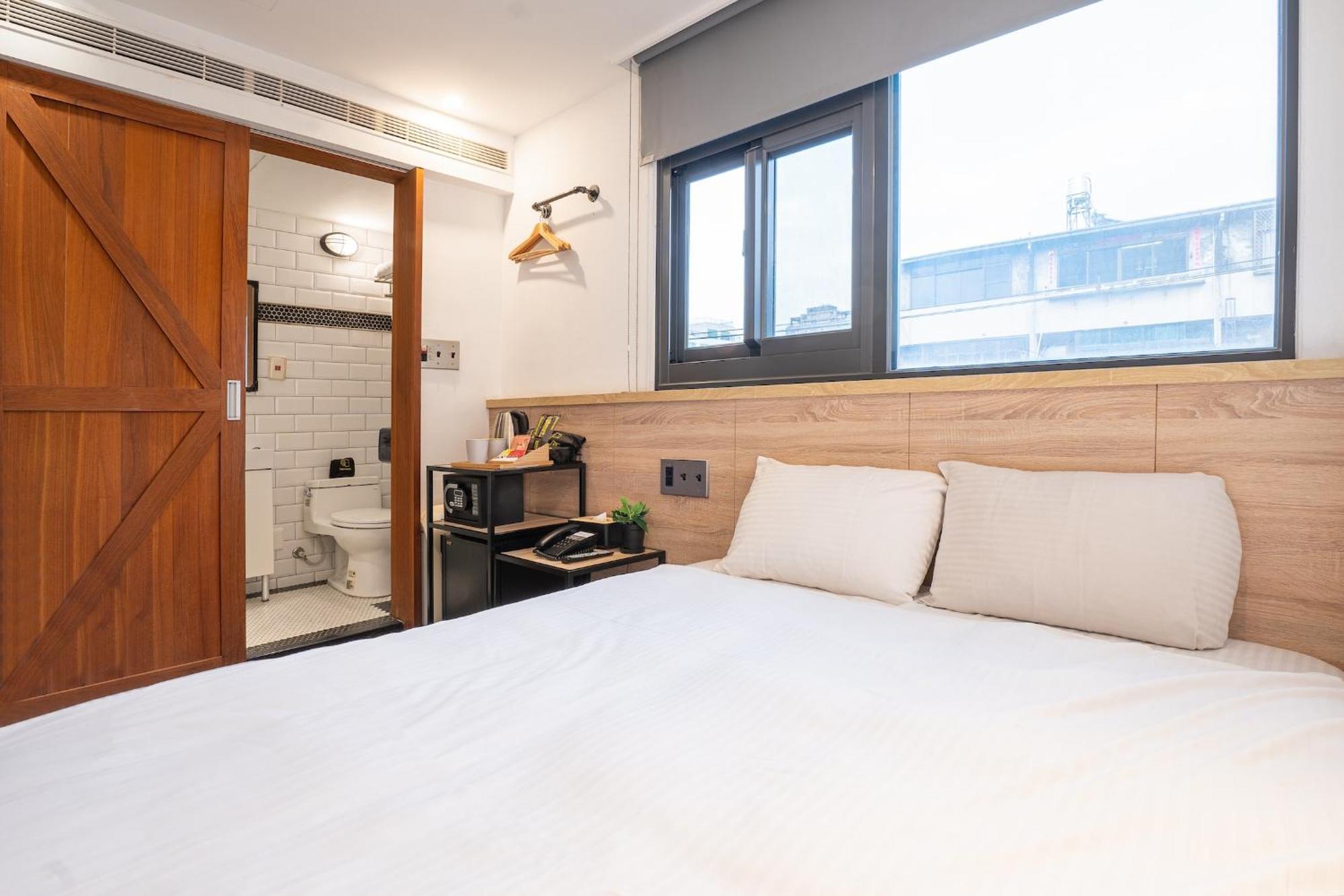 Chase Hotel Tajcshung Kültér fotó