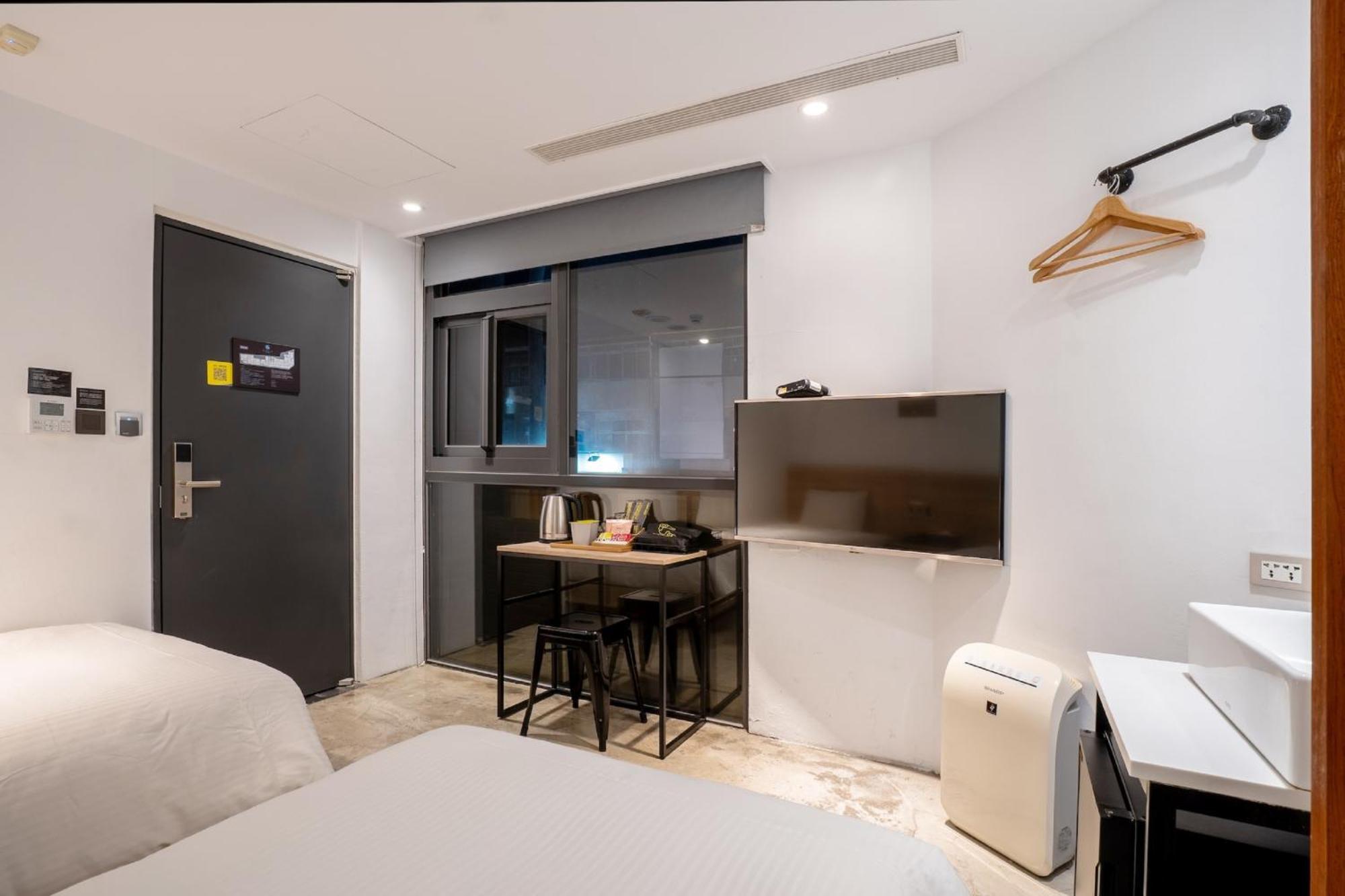 Chase Hotel Tajcshung Kültér fotó