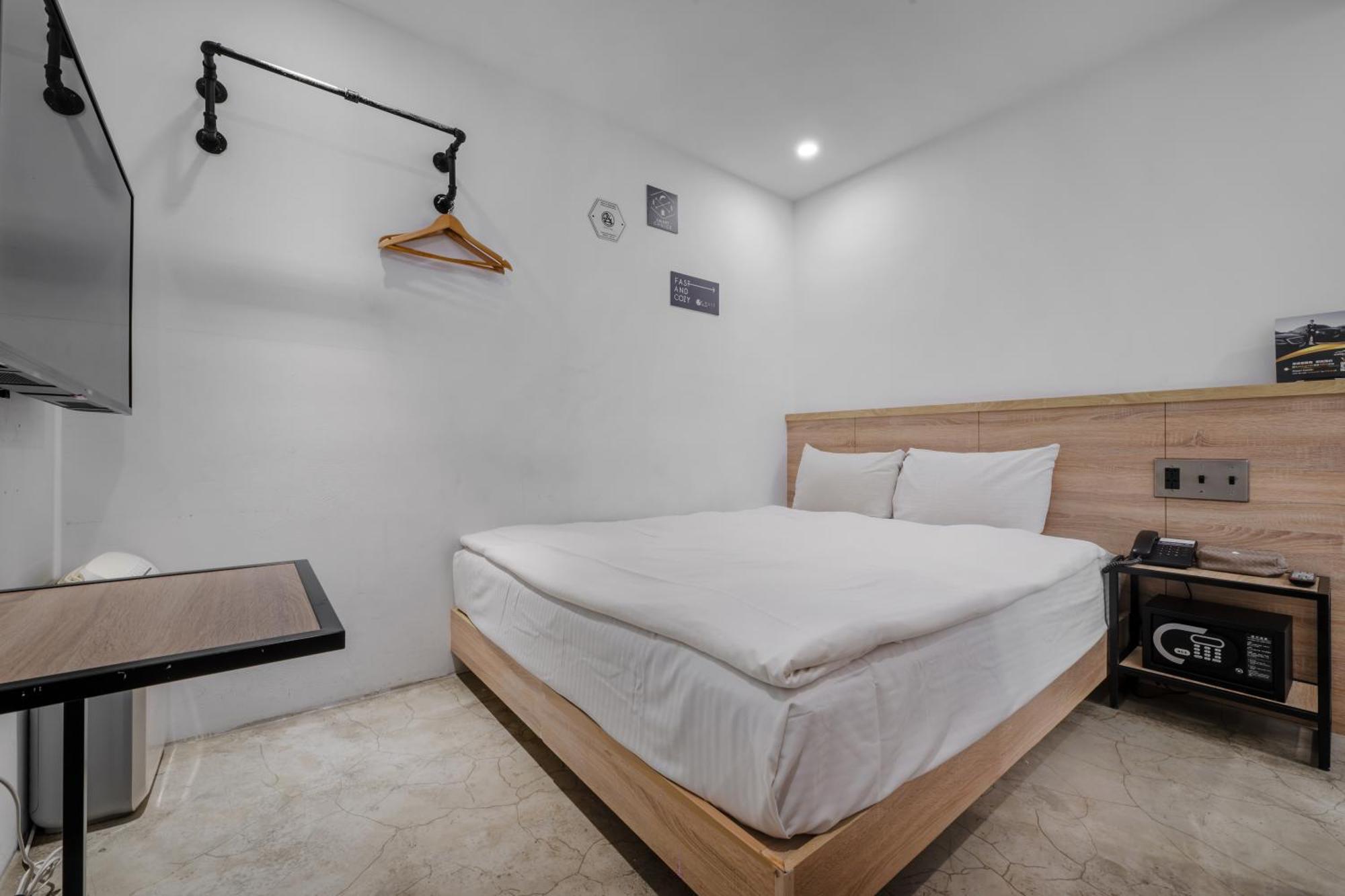 Chase Hotel Tajcshung Kültér fotó